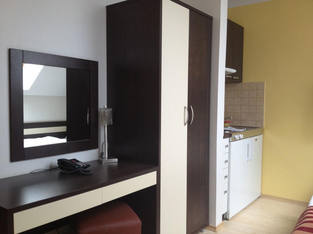 Apartman Nellinka Bešeňová Extérieur photo
