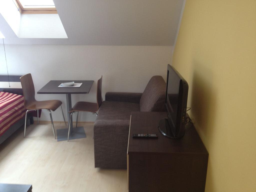 Apartman Nellinka Bešeňová Extérieur photo
