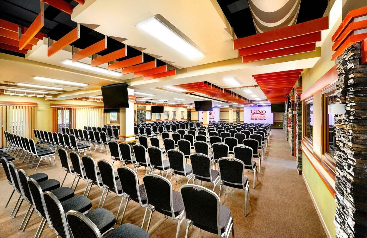 Apartman Nellinka Bešeňová Extérieur photo